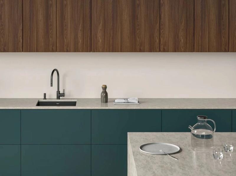 Franke Küchenarmatur Eos Neo mit Ausziehbrause, Schwarz gebürstet 115.0613.671