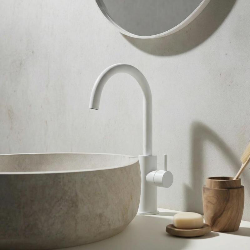 Waterevolution Flow Waschtischarmatur, hohes Modell, mattweiß T1121FUBR