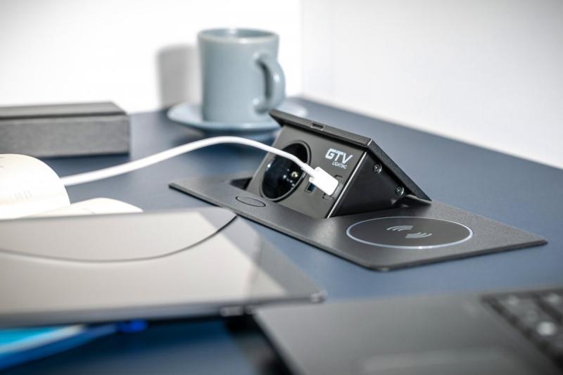 AVARO PLUS ausziehbare Steckdose 1208958673