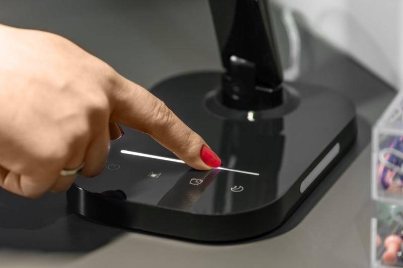 Decor Schreibtischlampe Gale 8 W 550lm AC220-240V 5-CCT 10-stufige Dimmung PF>0 5 RA>80 schwarz 1208962487