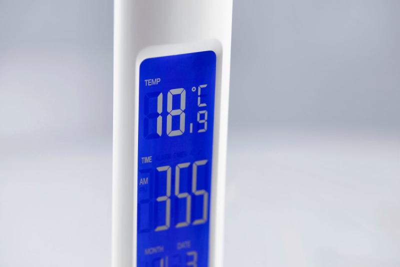 Decor Schreibtischlampe LINEAR 7W 420lm AC220-240V 3-CCT 5-Stufen-Dimmung PF>0,5 RA>80 weiß 1208962500