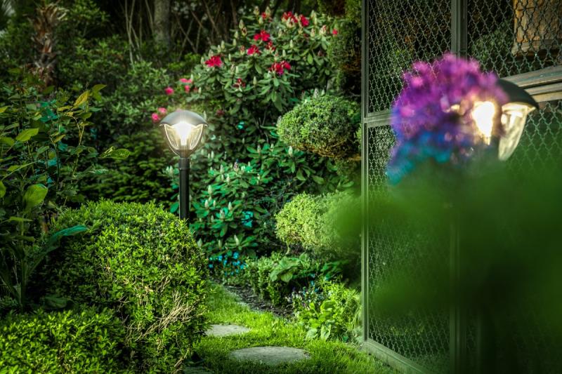 Decor Gartenleuchte GRANDE-P E27 MAX.60W IP54 AC220-240V 50-60Hz Pfosten schwarz 1208963883