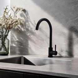 Pure.Sink Elite Steel Stream Küchenarmatur Matt Schwarz PS8044-10