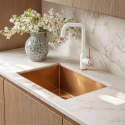 Quadri Stamford Küchenarmatur Weiß mit PVD-Kupferbeschichtung mit schwenkbarem 90°-Auslauf 1208967700