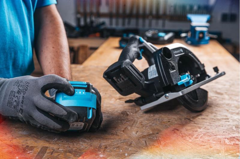 HÖGERT wiederaufladbarer Akku 4,0 Ah 18 V