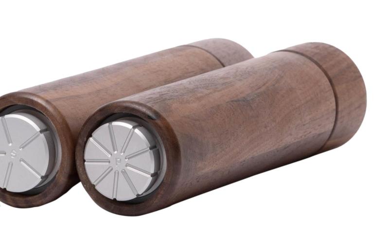 Woodsea Upside Down Walnuss - Walnussholz Salzmühle Ø5.4x22.5 cm 1208971593