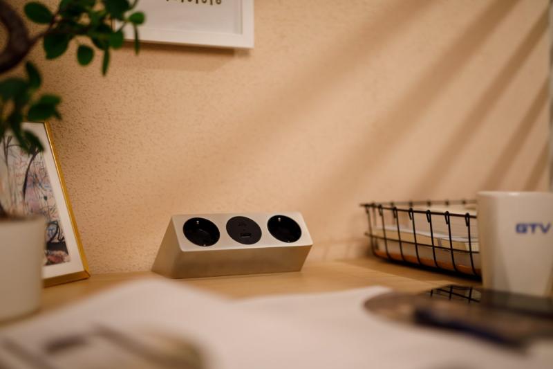 Möbelsteckdose SOFITO, 2xSCHUKO, USB A+C, Kabel 1,5 m, Edelstahl