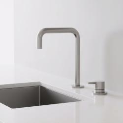 Pure.Sink Luxion 2-Loch-Küchenarmatur aus massivem Edelstahl mit U-Auslauf PLX2HU-02